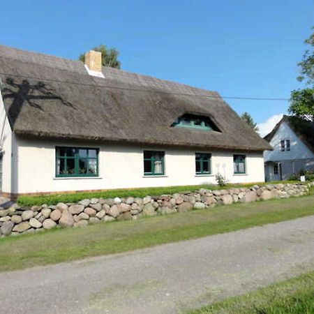 Reetdachhaus "Landhaus Ulrich" Lubkow Екстер'єр фото