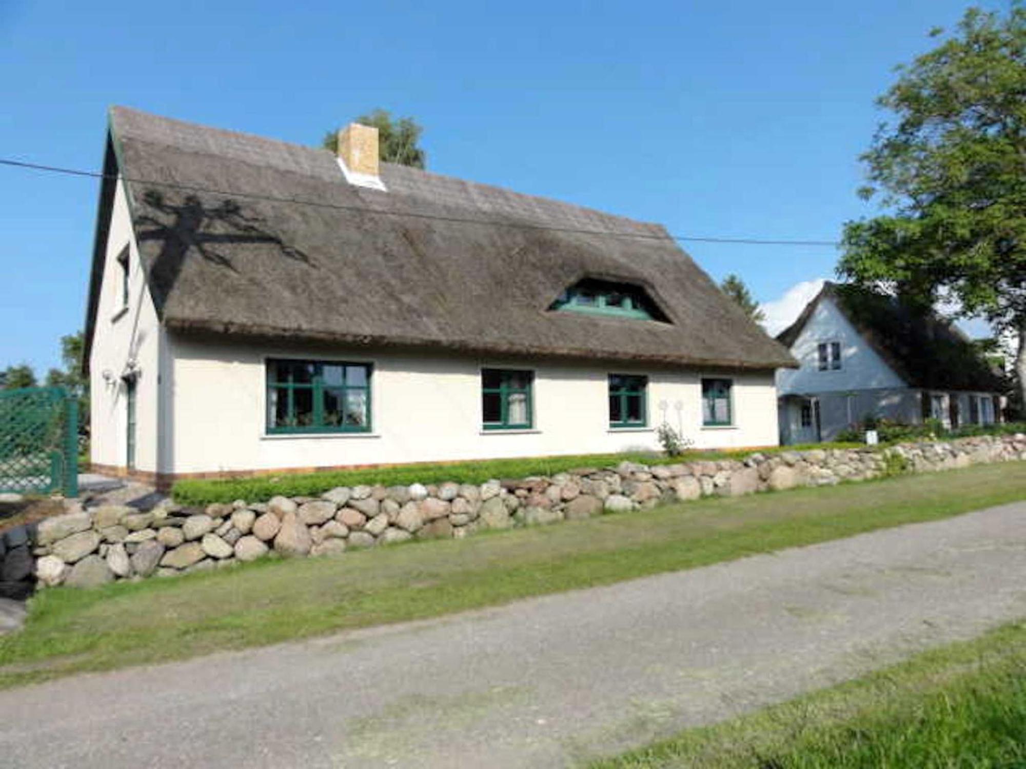 Reetdachhaus "Landhaus Ulrich" Lubkow Екстер'єр фото